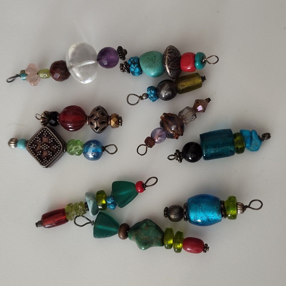 Assorted Glass Beads - Picture 2 of 9